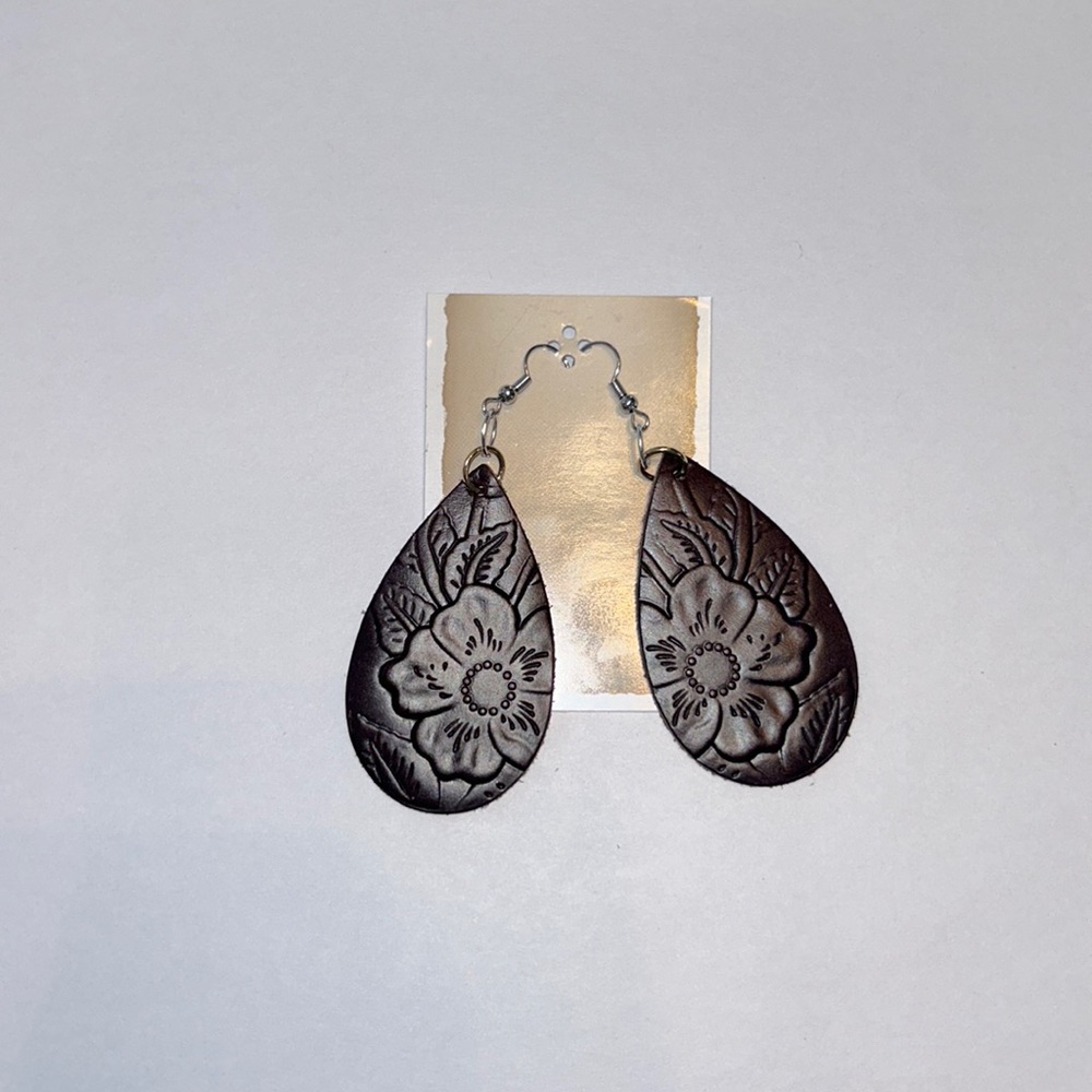Hand crafted leather, flower, earrings dark brown